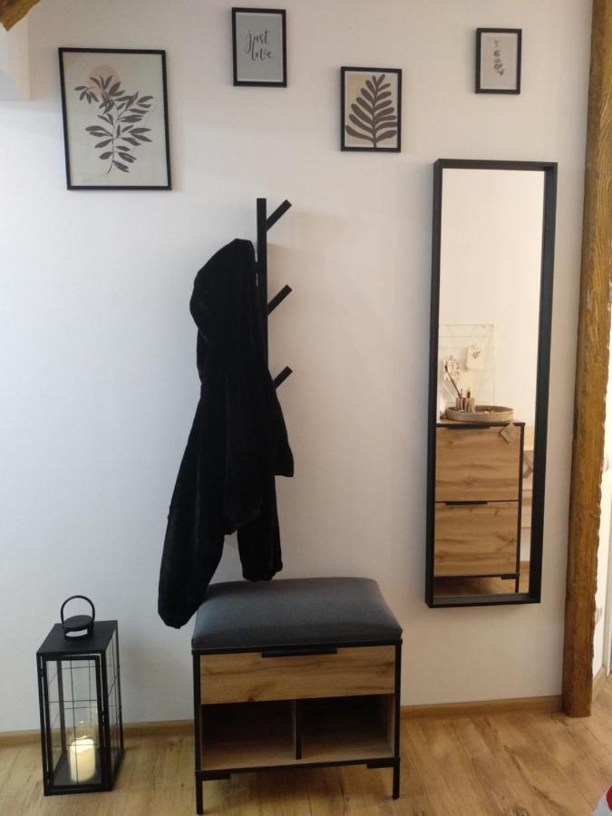Old Town Loft Apartments คาเมียเนตส์-โปดิลสกี ภายนอก รูปภาพ